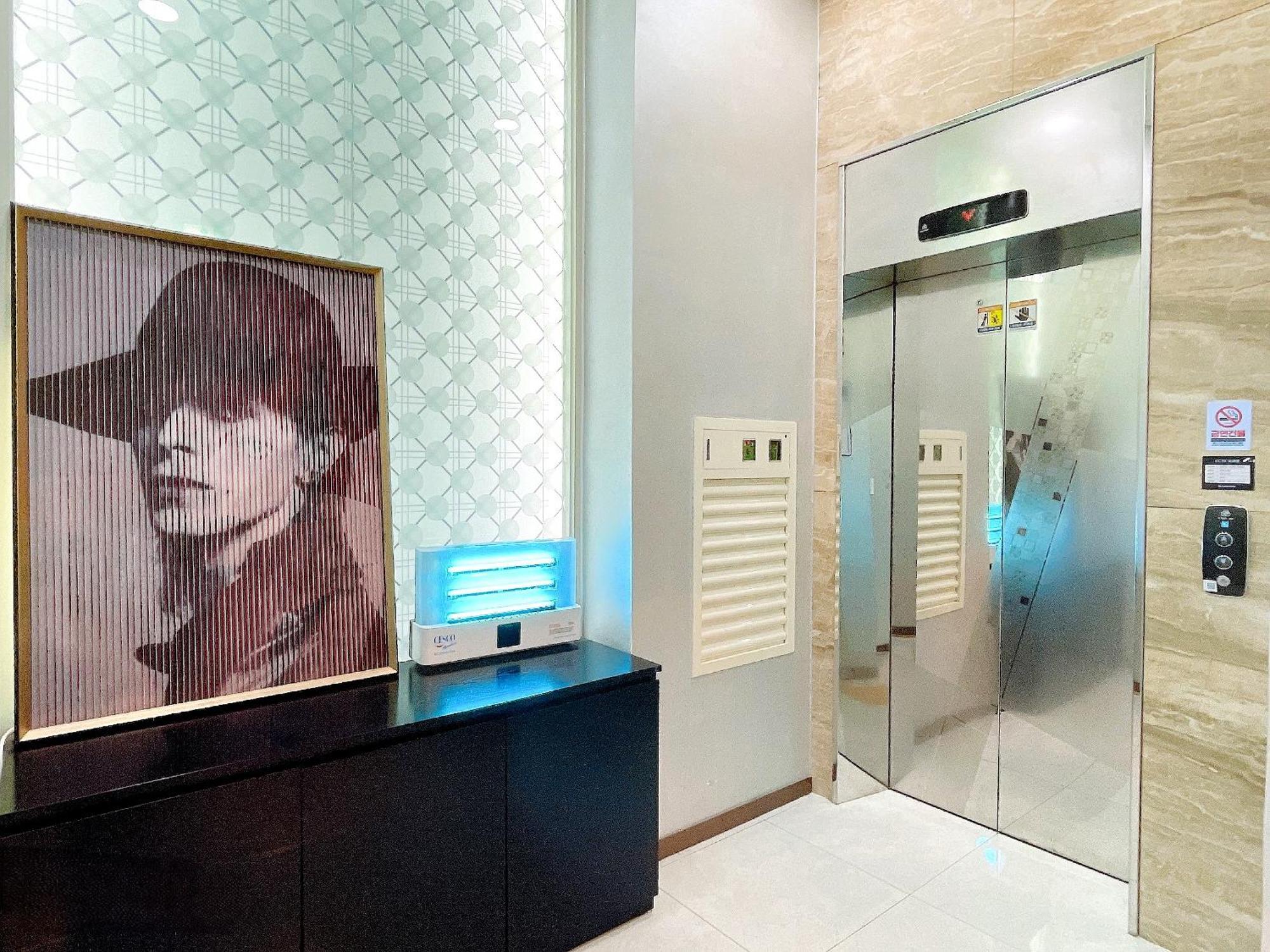 Jongno Lumia Tourist Hotel Seul Zewnętrze zdjęcie